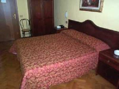 Hotel Medea Milán Habitación foto